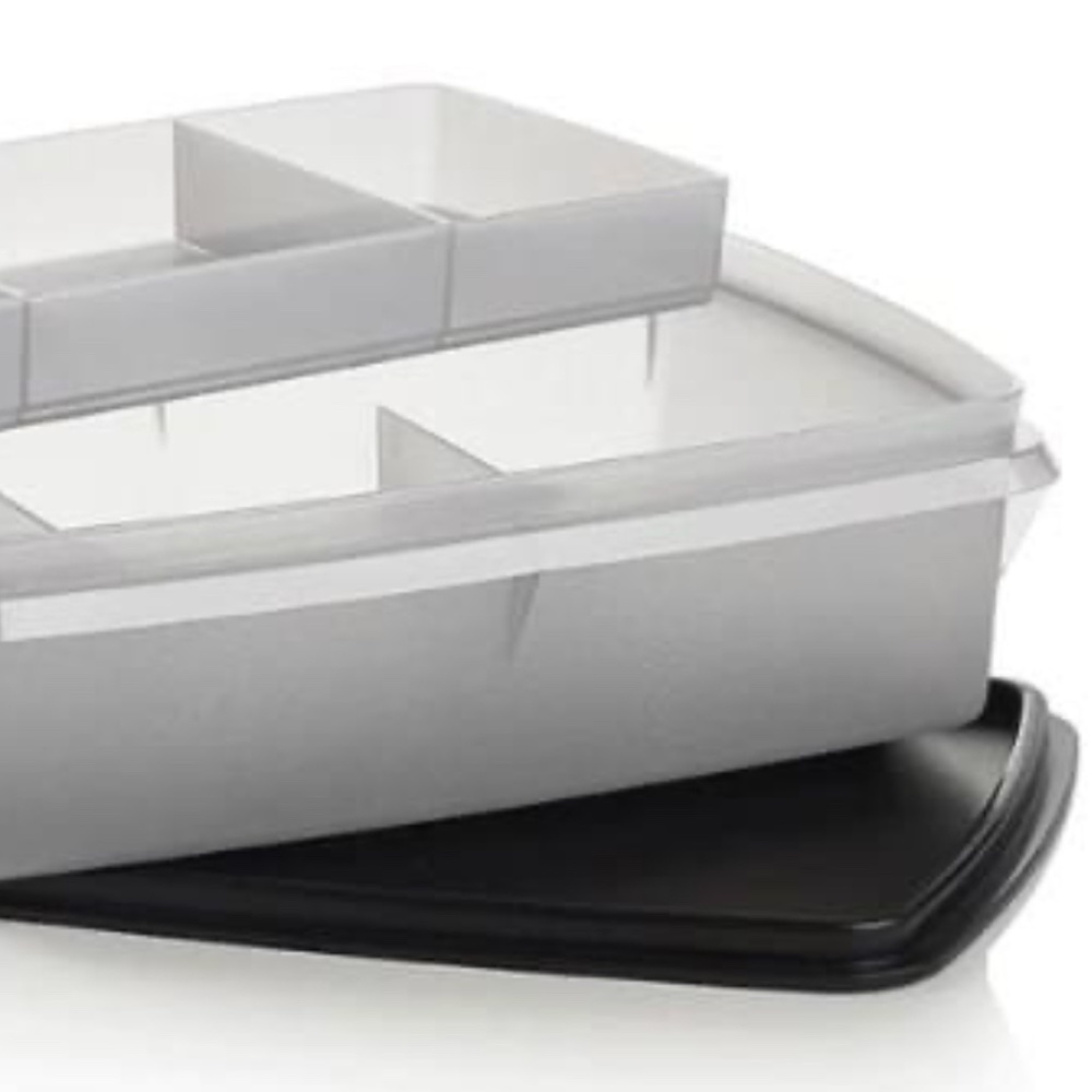 Brand New Tupperware Clear w/ Black Lid Stow & Go Leak-Proof Container.